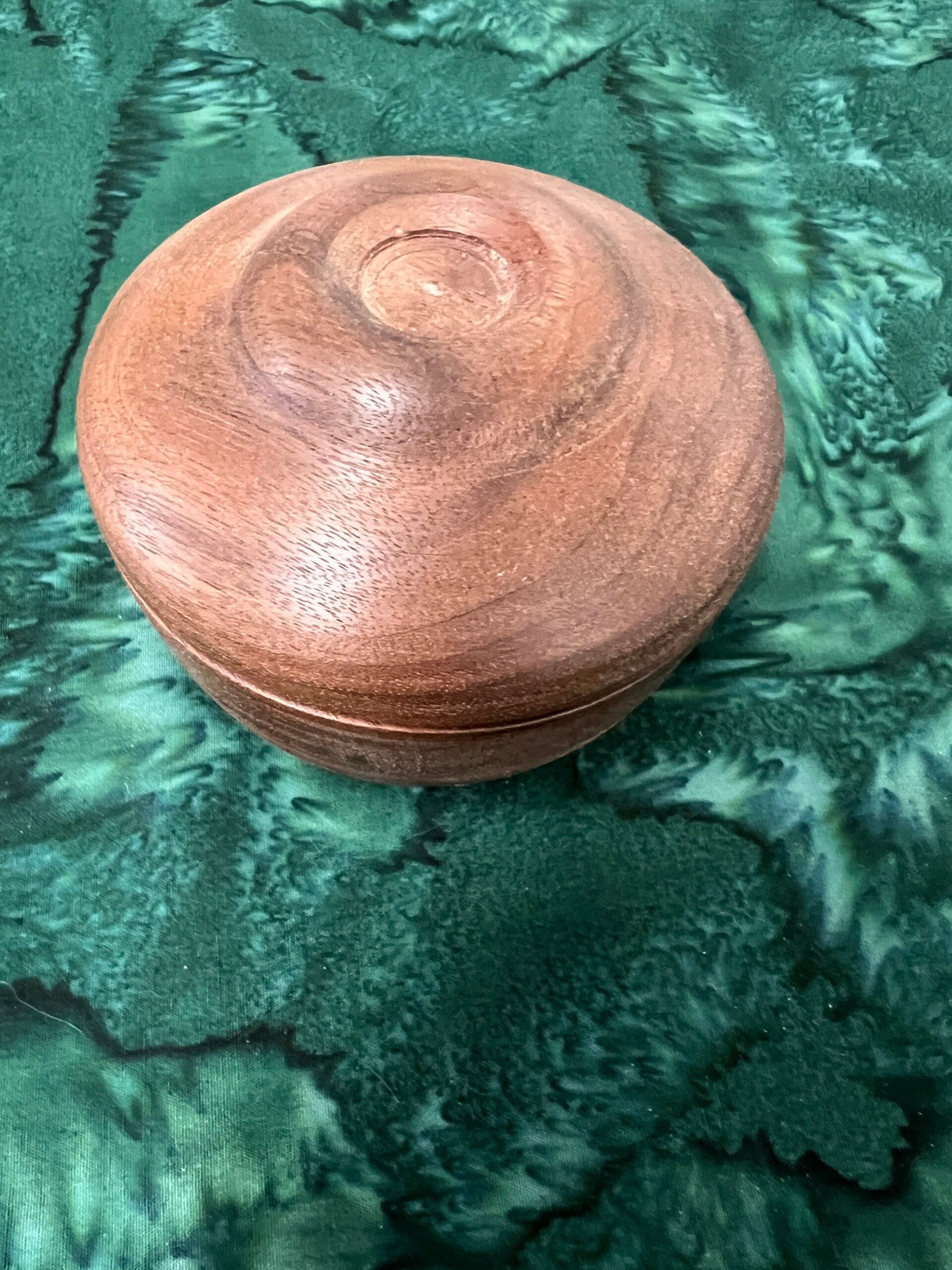 Black Walnut Treasure Trove      a place of sanctuary